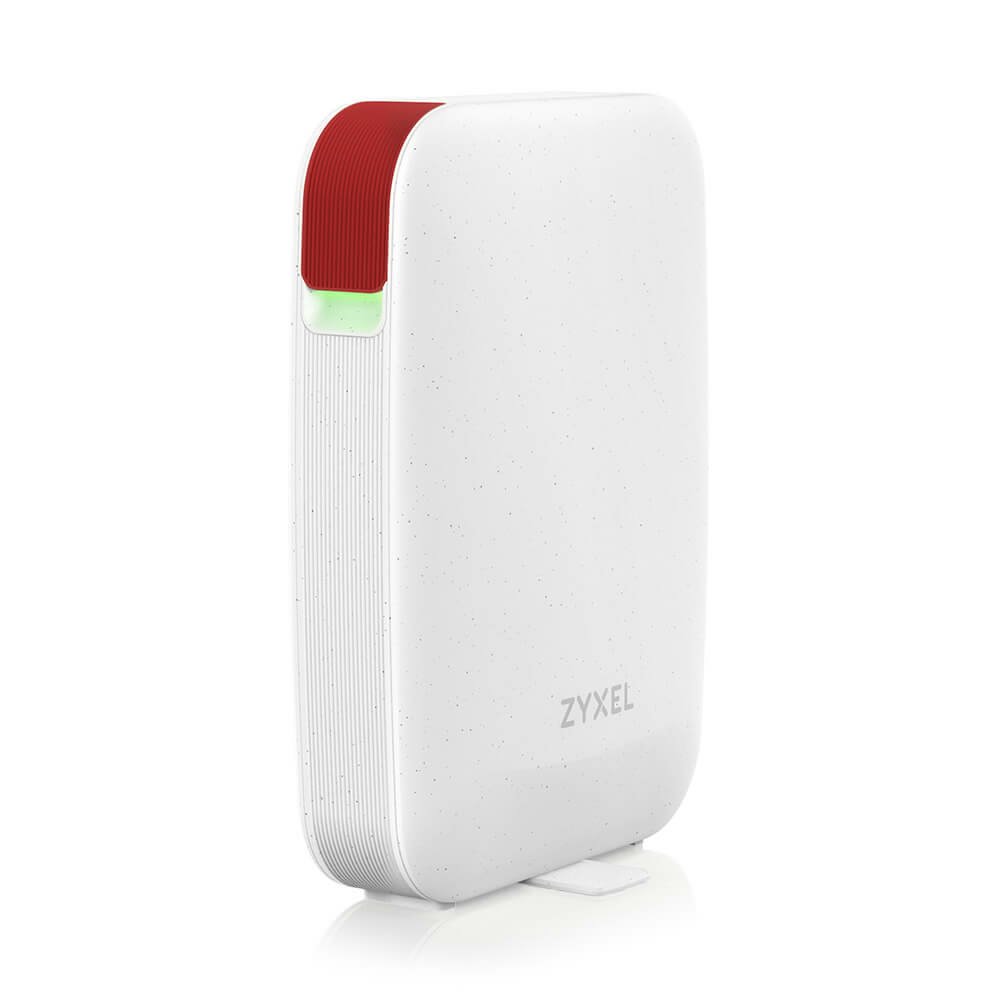 USGLITE60AX-EU0101F_1.jpg ROUTER SECURITY 60 1WAN 2,5GBE 4LAN WIFI6 5,4GBPS VPN FREE NEBULA BASIC - immagine 1
