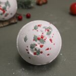 Christmas Bath Bomb - Holly Berry & Mistletoe - immagine 2