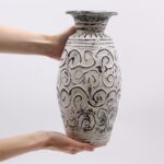 Swirls Shaped Vase - Cream - immagine 2
