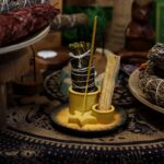 Palo Santo Stick & Smudge Holder - Mandala - Sand & Grey - immagine 9