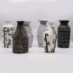 Classic Shaped Vase - Cream - immagine 4