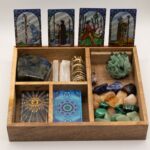 Four Section Tarot Box with Card Holder - immagine 5