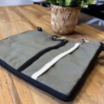 Canvas Large Laptop Pouch - Olive - 30x40cm - immagine 4