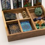 Four Section Tarot Box with Card Holder - immagine 6