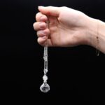 Gemstone Healing Hands Pendant - Rock Quartz - immagine 3