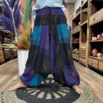 Yoga and Festival Pants - Aladdin Himalayan Print on Purple - immagine 2