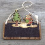 Pack of 2 Christmas Wooden Craft Decoration - Snowman & Tree - immagine 2