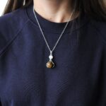 Gemstone Healing Hands Pendant - Black Agate - immagine 5