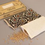 Lavender Natural Cotton and Juco Eye Pillow in Gift Box - Illusion - immagine 5