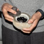 Natural Riverstone Grounding Pot -Medium (aprox 12x8cm) - immagine 8