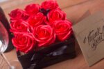 Soap Flower Gift Bouquet - 9 Red Roses - Square - immagine 7
