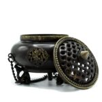 Lrg Brass Tibetan Burner - Four Symbol Hanging Pot - immagine 3