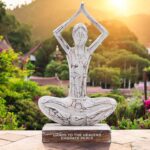 Wooden Yoga Lady - Whitewash - Hands Up Pose - "Hands to the Heavens Embrace Peace" - immagine 3