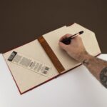 Lokta Bold Floral Notebook – Large (21x15cm) – 45 Leaves – Includes Bookmark – Ruby - immagine 3