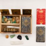 Three Section Tarot Box with Card Holder - immagine 4