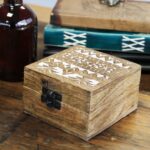 White Washed Wooden Box - 4x4 Slavic Design - immagine 5