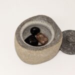 Natural Riverstone Grounding Pot - Small (aprox 9x7cm) - immagine 4
