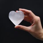 Selenite Heart - 7-8cm - immagine 3