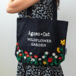 Agnes + Cat Wildflower Garden Tote Bag - Black - immagine 2