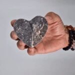 Large Calsite Hearts (approx 6.5-8.5cm) - immagine 2