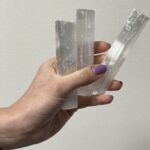 Selenite Stick Raw Crystal - Natural Stone 7-10cm - immagine 2