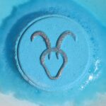 Set of Zodiac Bath Fizzers with Horoscope - Capricorn - immagine 2