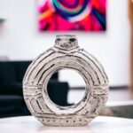 Round Donut Shaped Vase - Cream 18cm - immagine 4