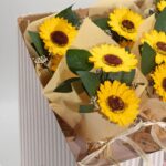 Soap Flower - Two Sunflower Bouquet - immagine 7