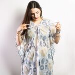 Nomad Sari On the Med Collection - Kaftan - Gold & Blue Greek Motiff - Handpainted - immagine 6
