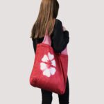 Natural Tye-Dye Cotton Bag (8oz) - 38x42x12cm - Maroon Flower - Pink Handle - immagine 2