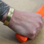 Brass Tibetan Bracelet - Wide Tribal Leaf - immagine 4