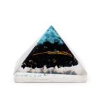 Sm Orgonite Pyramid 25mm Gemchips and Copper - immagine 3
