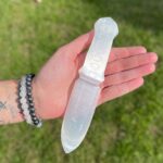 Selenite Ritual Knife - Chakra - immagine 5