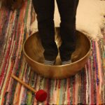 Plain - Huge Vibrational Feet Standing Bowl - 50x20cm - 10.7kg - immagine 3