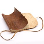 Rolled Leather Travel Notebook - 96 pages - Natural  21x15cm - immagine 2