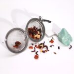 Raw Crystal Gemstone Tea Strainer - Rainbow Moonstone - immagine 4