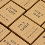 Greenman Woodwick Soy Candle - Crushed Fig & Cassis - immagine 6