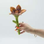 6x Felt Flowers - Lily (assorted colours) - immagine 3