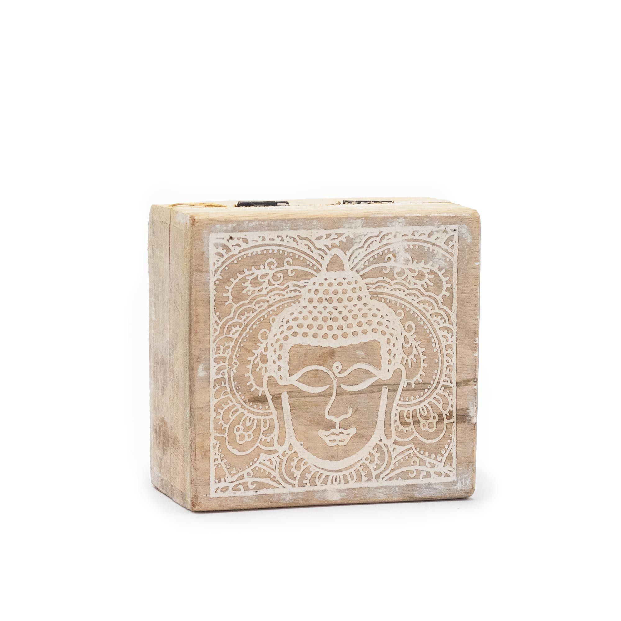 bG9jYWw6Ly9tZWRpYS9IUC82RC82MFIzMEMxSDc0UjM2REhQLzNlOWVhNTcyLmpwZWc.jpg Small Square Box 10x10x4.2cm - Buddha Face Whitewash - immagine 1