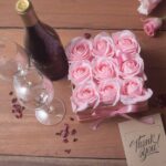 Soap Flower Gift Bouquet - 13 Pink Roses - Heart - immagine 10