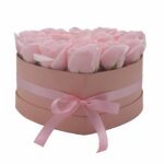Soap Flower Gift Bouquet - 13 Pink Roses - Heart - immagine 3